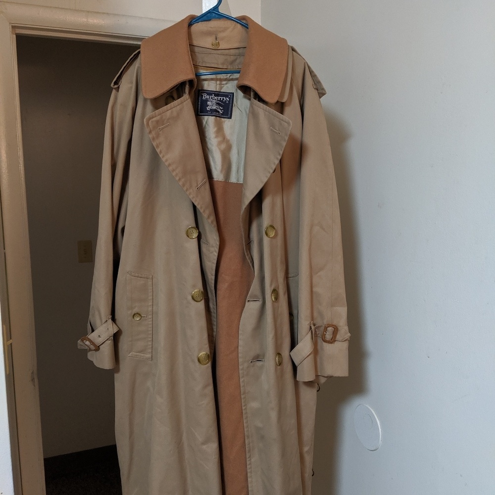 Unisex Burberry Trenchcoat - Picture 1 of 7